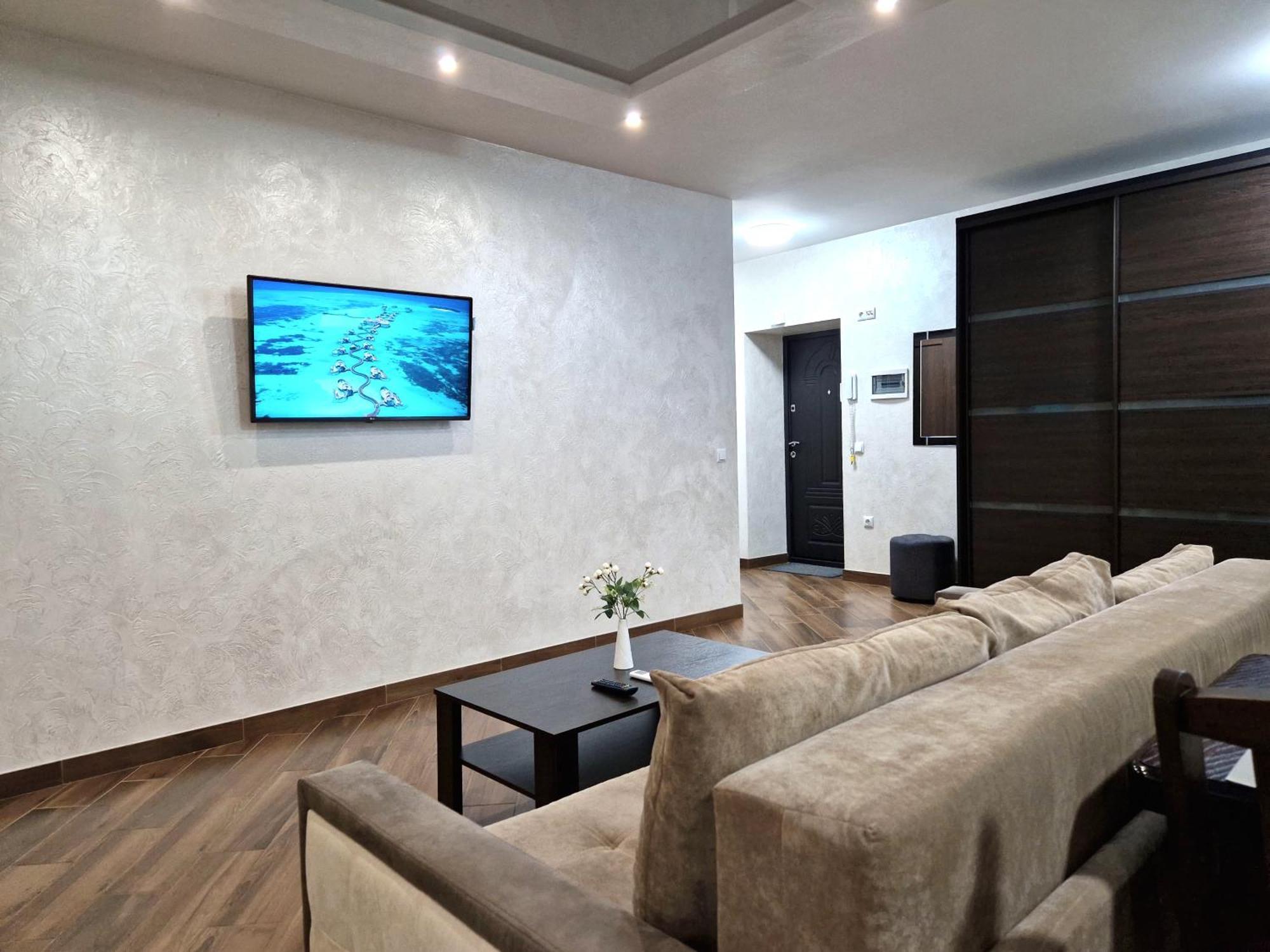 Modern Apartment On Belvedere Ивано-Франковск Экстерьер фото