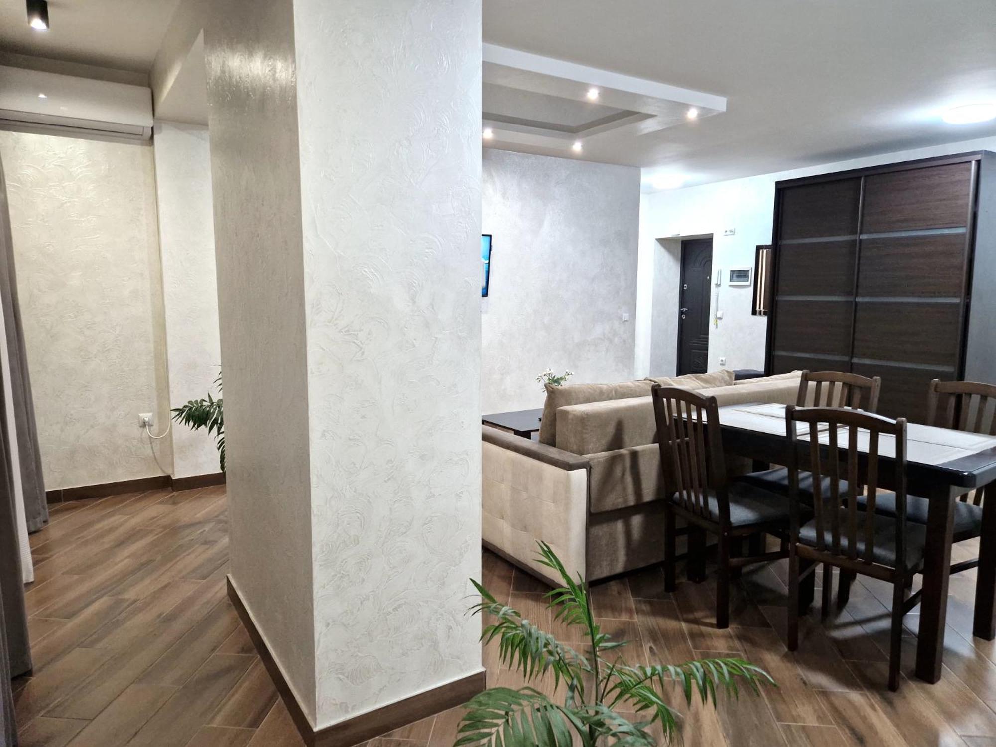 Modern Apartment On Belvedere Ивано-Франковск Экстерьер фото